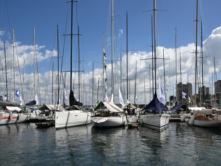 Southerly winds of up to 25 knots are forecast for the start of the Sydney to Hobart race. (Dean Lewins/AAP PHOTOS)