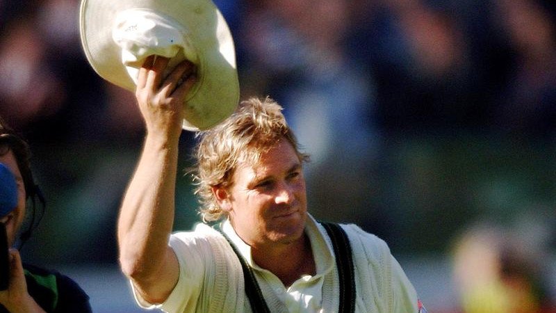 Floppy hats will be doffed in Shane Warne's honour at the Boxing Day Test. (Julian Smith/AAP PHOTOS)