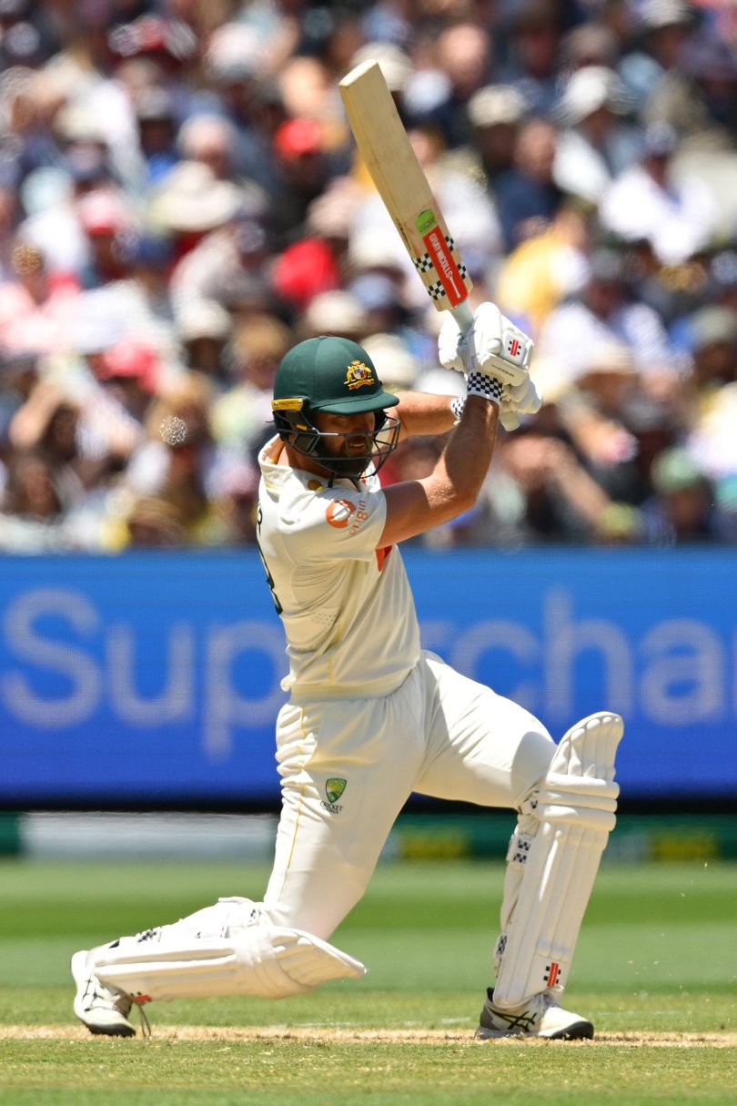 MELBOURNE, AUSTRALIA - DECEMBER 26: Michael Neser of Australia plays a shotduring day one of the Fourth Test in the 2025/26 Ashes Series between Australia and England at Melbourne Cricket Ground on December 26, 2025 in Melbourne, Australia. (Photo by Quinn Rooney/Getty Images)