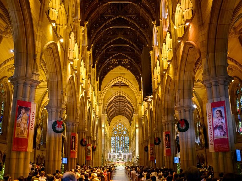Religious leaders say light will shine through the darkness following the attack at Bondi Beach. (Bianca De Marchi/AAP PHOTOS)