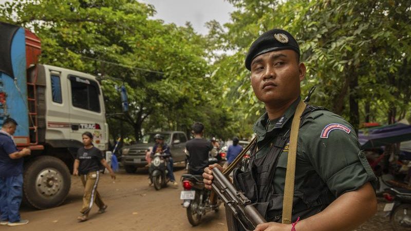 Australia has raised travel warnings for Cambodia as border conflict with Thailand escalates, placing popular tourist destinations within dangerous military strike zones.