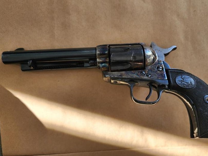 Six people, including two teenagers, have been charged after Raptor Squad officers intercepted a vehicle carrying two allegedly loaded firearms in western Sydney, uncovering a cache of weapons, stolen vehicles, and criminal devices linked to an ongoing public shooting investigation.