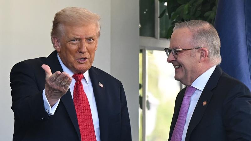 Australia's close ties to the US could put its status as an international law defender at risk. (Lukas Coch/AAP PHOTOS)