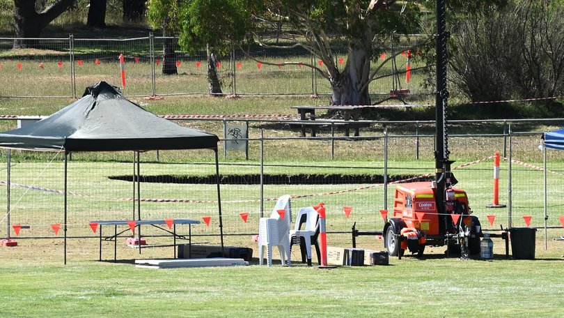 A sinkhole several metres wide opened up in Melbourne near where tunnelling is taking place. (James Ross/AAP PHOTOS)