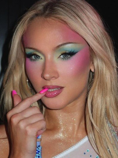 Make-up by Sophia Sinot.