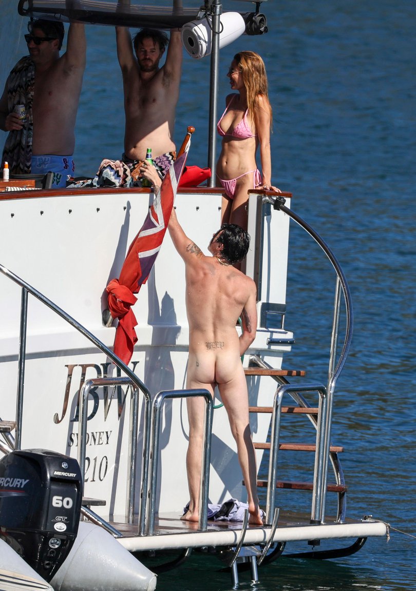 Yungblud bares all Down Under!