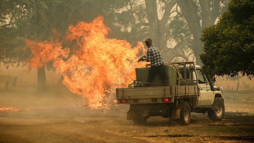 Farmers and locals work to defend property near Yarck.