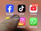 Ten of the biggest platforms must ban about one million users under 16 from their accounts. (Jono Searle/AAP PHOTOS)