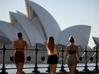 Sydneysiders can expect a high of 26C after experiencing temperatures above 40C the previous day. (Bianca De Marchi/AAP PHOTOS)