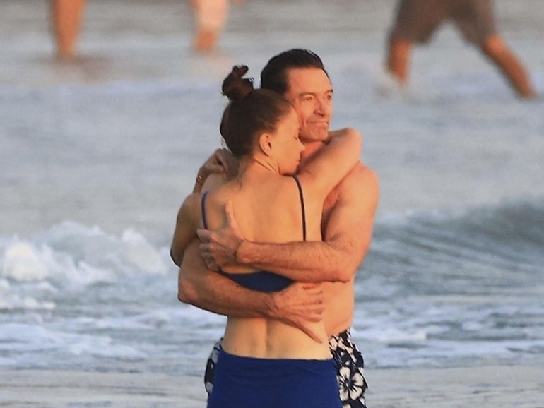 The New York-based pair enjoyed a sunny getaway in Costa Rica over the new year break, where New Idea claims the Wolverine star spontaneously popped the question.