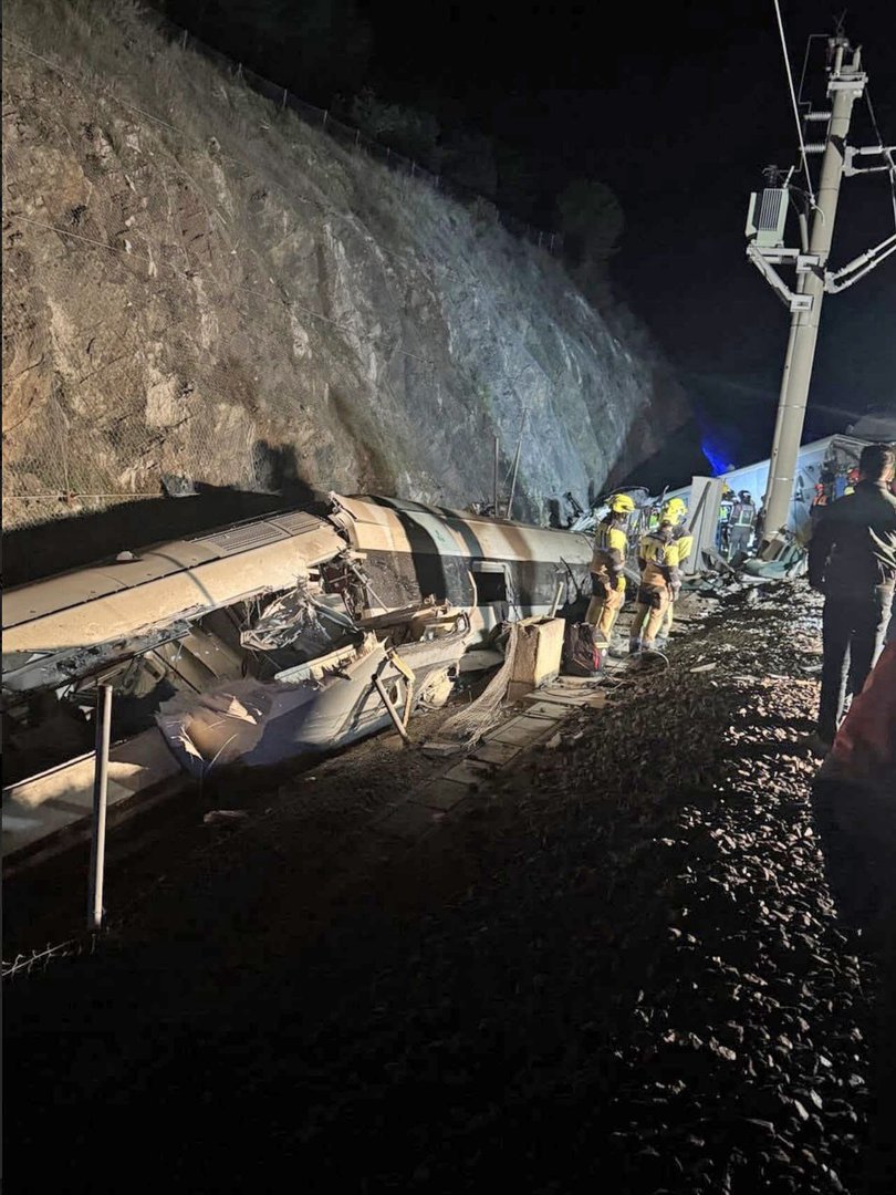 At least 21 people have died and 100 are injured after two high-speed trains derailed in Spain. The horror crash happened in Adamuz near Cordoba at around 6.40pm local time on Sunday and has left dozens seriously injured, with many people remaining trapped in the wreckage. The trains - one travelling from Málaga to Madrid, the other bound for Huelva and running on an adjacent line - both overturned as they travelled at high speed. El Mundo reported that one of the deceased was the driver of the Huelva-bound train. Picture: Unknown
