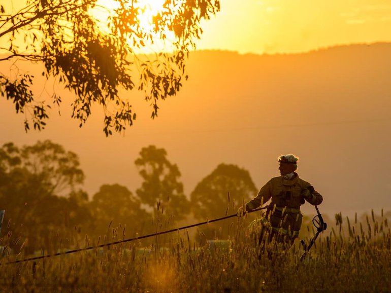 Global warming is increasing the frequency of intense heatwaves across Australia, scientists warn. (Michael Currie/AAP PHOTOS)