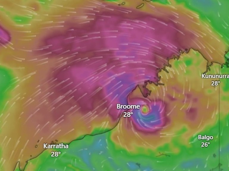 Tropical Cyclone Luana on Sunday 10am. Windy