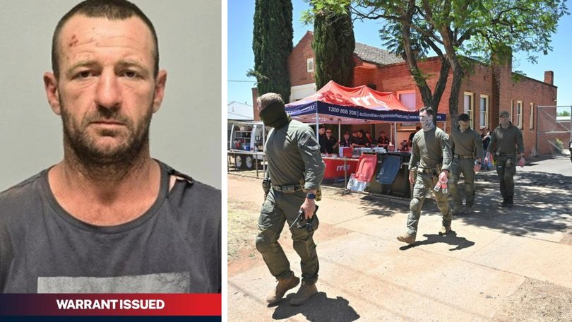 A warning has been issued as police move in on a 'specific' location in the hunt for Julian Ingram.