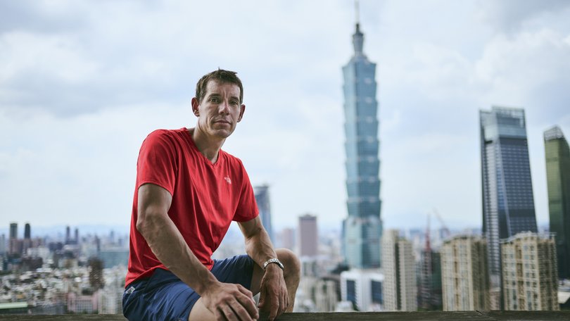 Alex Honnold and the Taipei 101.