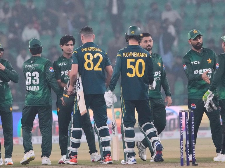 Pakistan's players, who defeated Australia on Sunday, have refused to play India at the World Cup. (AP PHOTO)