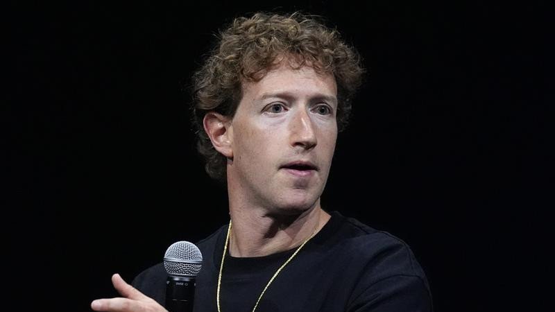 Mark Zuckerberg.
