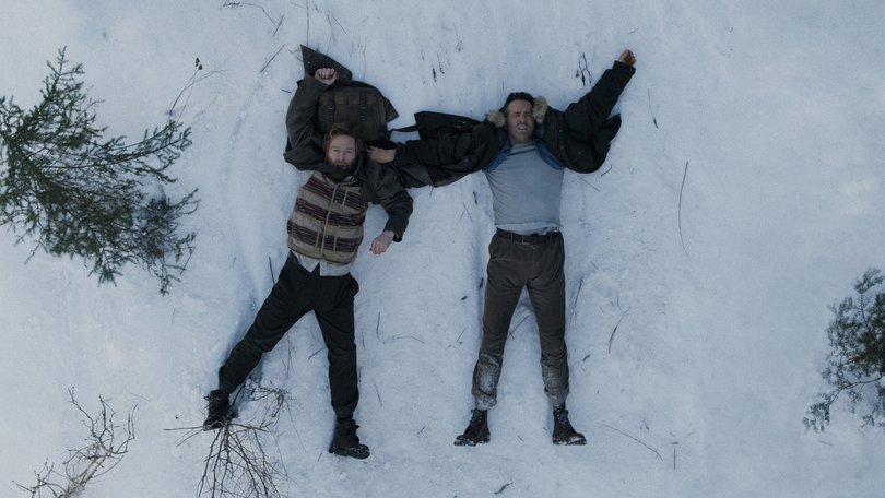 Kenneth Branagh and Ryan Reynolds in Mayday.