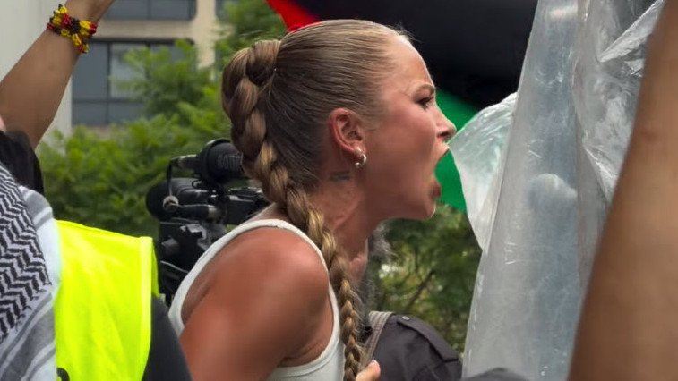 Grace Tame speaks at the Free Palestine rally in Sydney. 