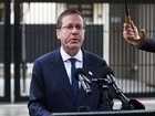 Isareli President Issac Herzog addresses the media during a ceremony in Bondi Beach.