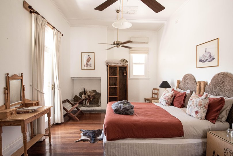 Homestead rooms blend comfort with outback calm.