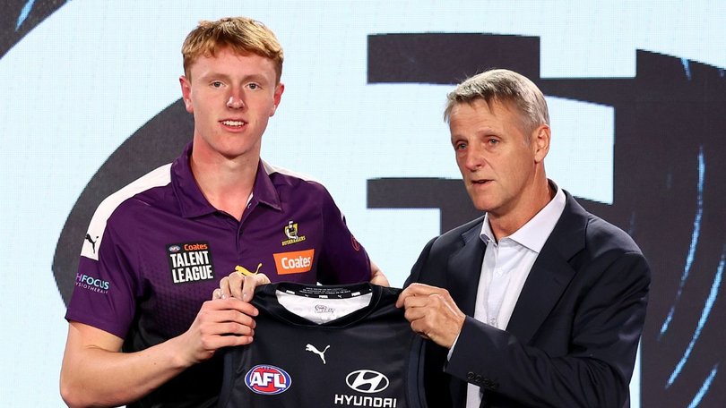 Harry Dean and his father, Peter, at the 2025 AFL draft.