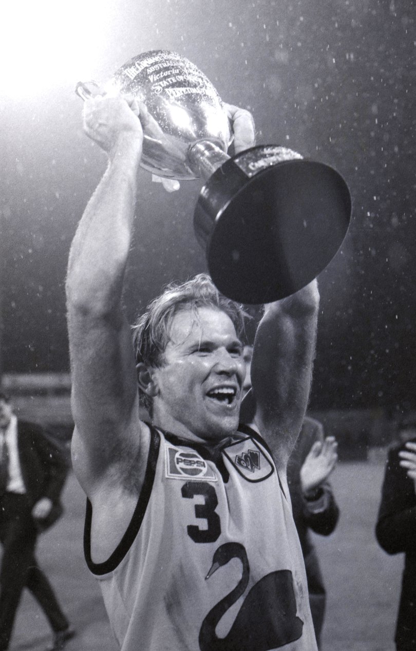 Football. WA vs Victoria. State of Origin game. Chris Mainwaring.
July 17, 1991. Picture: Barry Baker, The West Australian