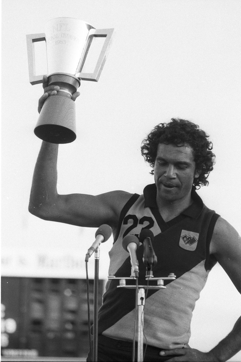 1983 WAv Vic state of origin. Gary Buckenara.
Neg XA9748-D