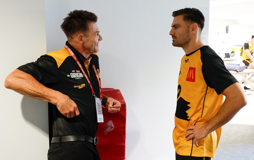 PERTH, AUSTRALIA - FEBRUARY 14: Ben Cousins (left) and Stephen Coniglio chat during the 2026 AFL Origin match between Western Australia and Victoria at Optus Stadium on February 14, 2026 in Perth, Australia. (Photo by Michael Willson/AFL Photos via Getty Images)