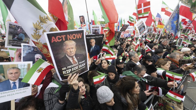 Global demonstrations have erupted as protesters demand an end to Iran’s current leadership, as tensions rise ahead of renewed nuclear talks.