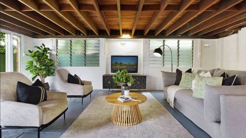 Mid century modern bones before the restoration.