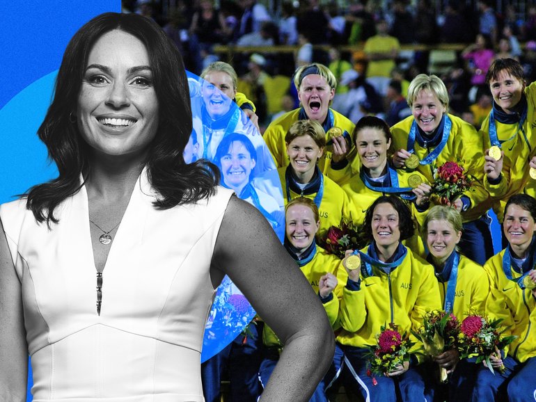 The gold-medal winning 2000 Olympic Hockyroos.