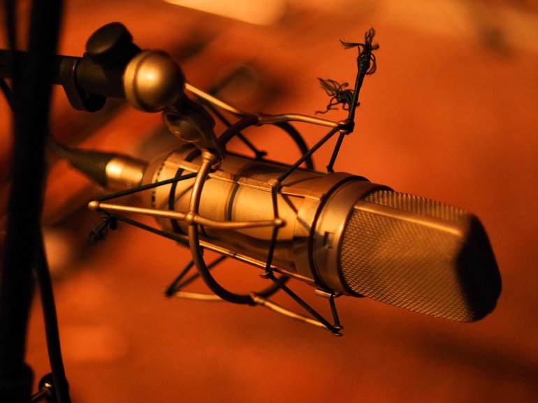 David Greene, a public radio host, had never heard of Google’s NotebookLM, until a former colleague emailed him to ask if he’d lent it his voice.