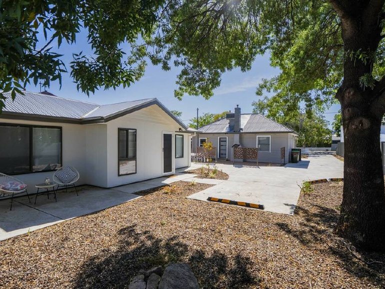 With two homes on the site this Wagga property has a price guide of $1.15 million.