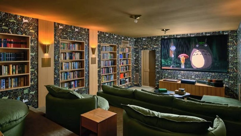 A home theatre room. Pic: Instagram/mandymooremm.