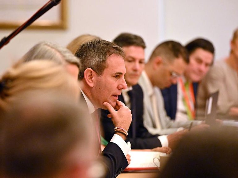 Those present at Jim Chalmers' 2025 economic roundtable praised his ambition and initiative. (Mick Tsikas/AAP PHOTOS)