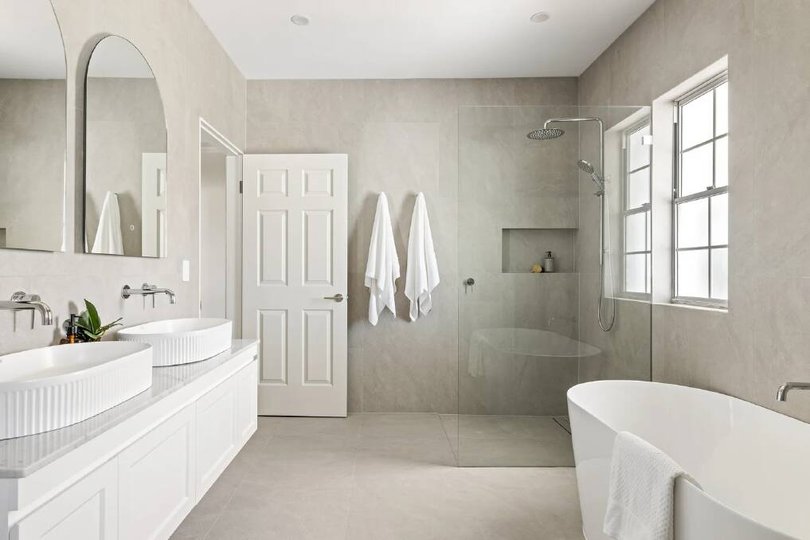 One of the five bathrooms.