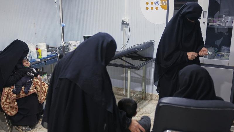 Dozens of Australian women and children have been trying to return home from a Syrian refugee camp.