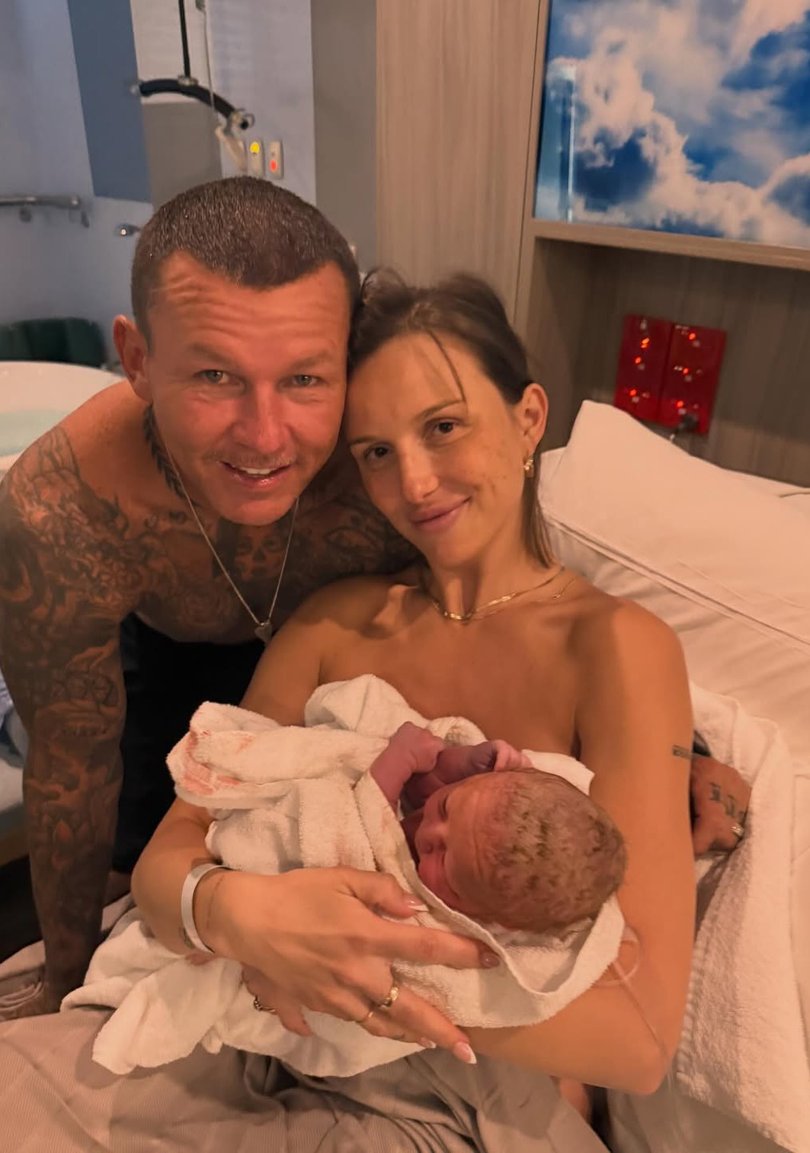 Todd Carney and Susie Bradley have announced the safe arrival of their second son, King Daryl Carney.