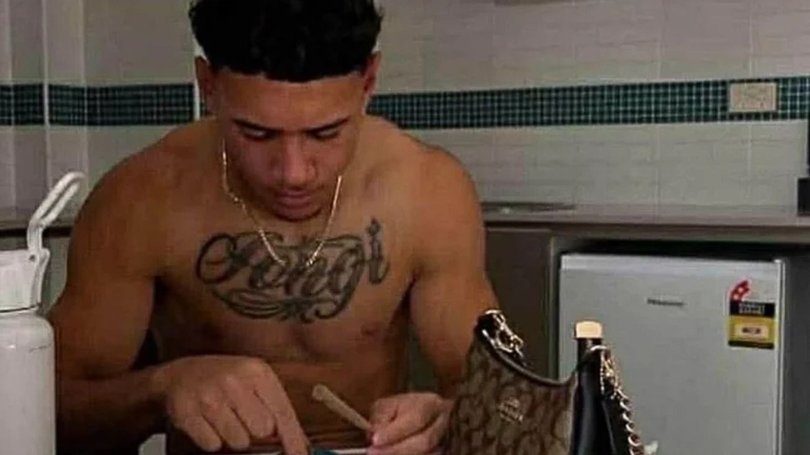 Images of star fullback Isaiah Iongi have appeared on social media.