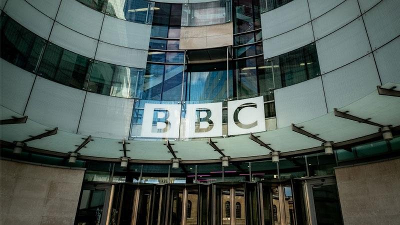 The BBC has come under fire for broadcasting a racial slur in its BAFTAs coverage.