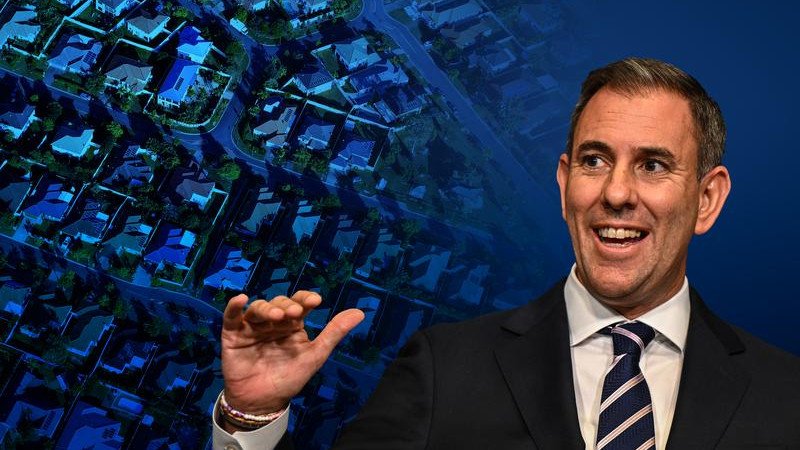 "There'll be belt tightening in the budget, we've made that really clear," Jim Chalmers says. (Aap Image/AAP PHOTOS)