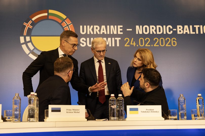 President Volodymyr Zelensky hosts a Ukraine Nordic-Baltic summit with Prime Minister of Estonia Kristen Michal (sitting left), President of Finland, Alexander Stubb (standing left), Norway Prime Minister Jonas Gahr Store (centre), and Prime Minister of Latvia Evika Selina.