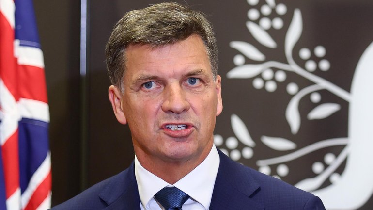 Opposition Leader Angus Taylor has received a small bump in a new poll after ousting Sussan Ley. 