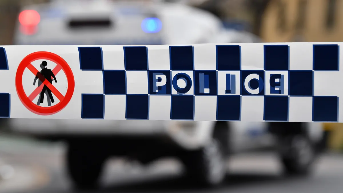 Potts Point shooting: Man shot by police after they tasered him ...
