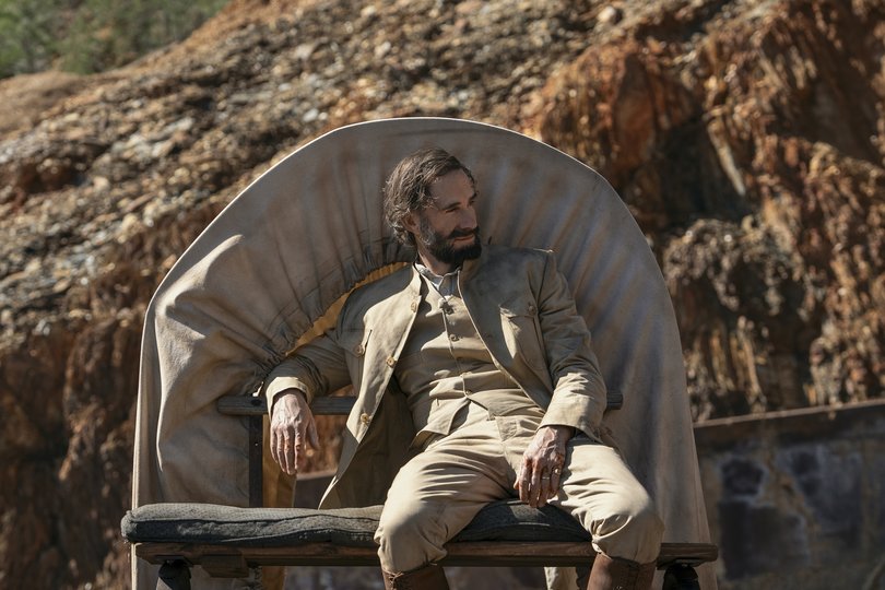 Joseph Fiennes in Young Sherlock.