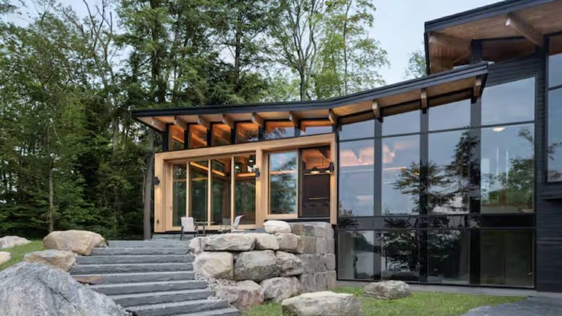 Simply called 'The Cottage' on Airbnb, the property is located in Torrance, Ontario. Pic: Airbnb.