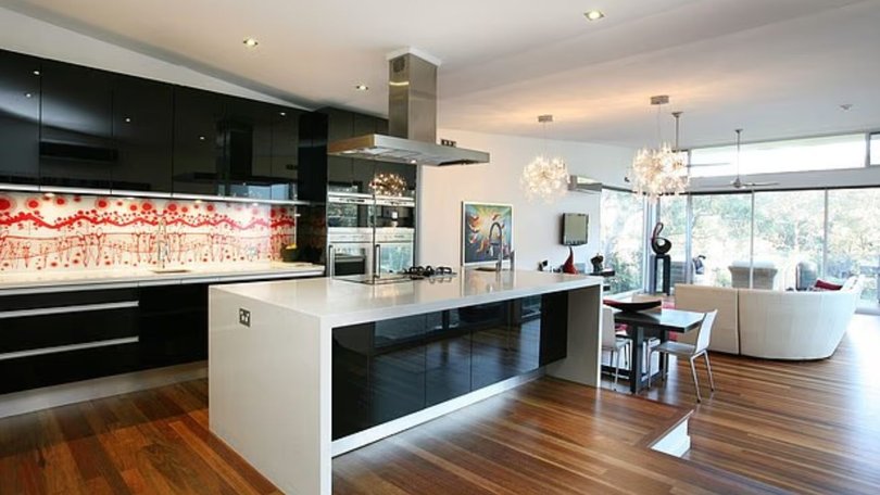 How the kitchen is supposed to look.