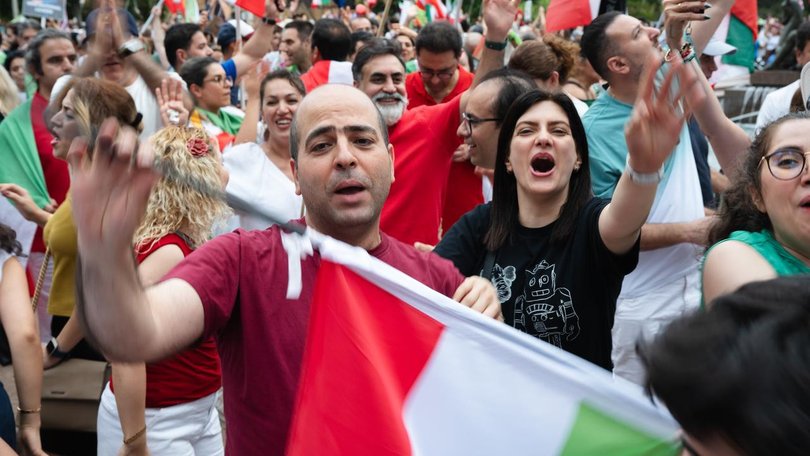 Australia's Iranian community has called for an end to corruption and oppression in their homeland. 