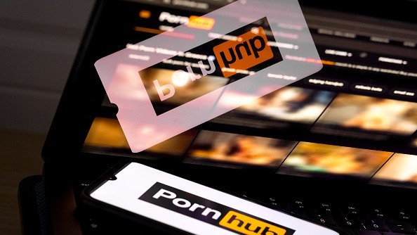 Aussies have cracked the loophole as Pornhub blocks users over new laws. 